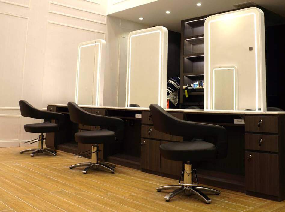 Takara Belmont Knoll Beauty Salon Styling Chairs Black