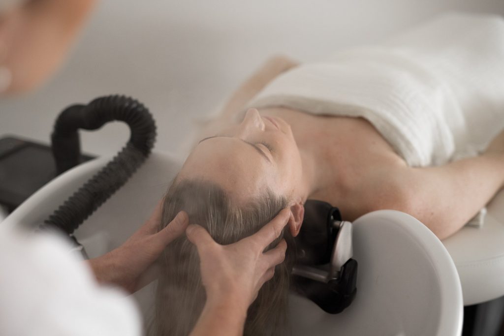 Yume Japanese Head Spa experience: This innovative system transforms scalp care into an art, taking shampoo services to extraordinary new heights.