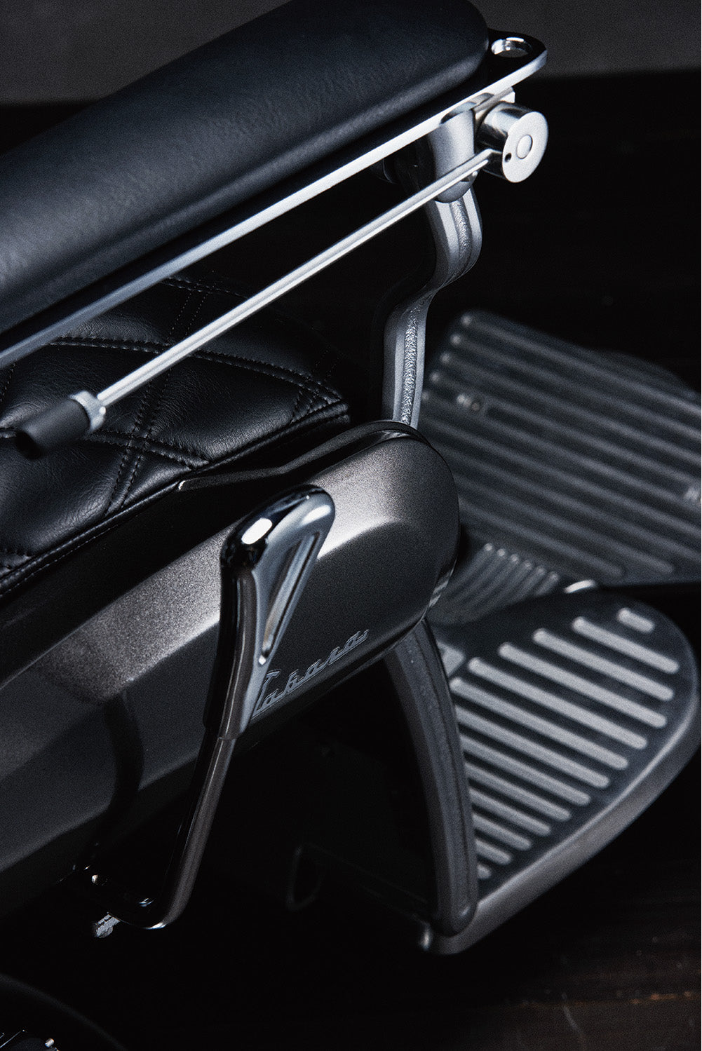 Takara Belmont LEGACY 100 PREMIUM VINTAGE DIAMOND Barber Chair